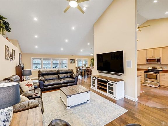 5th image of 921 El Kenna Ct