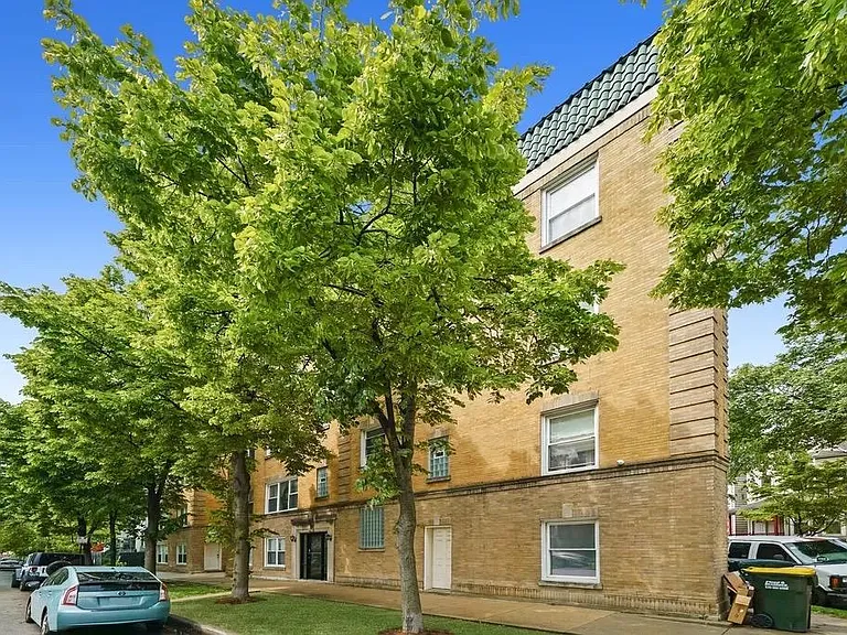 2848 N Christiana Ave — Photo 16