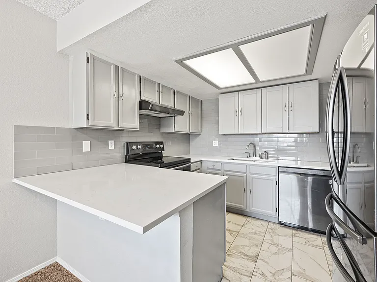 1708 W 101st Ave — Photo 4