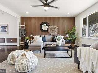 7918 Elizabeth Rd, Pasadena, MD