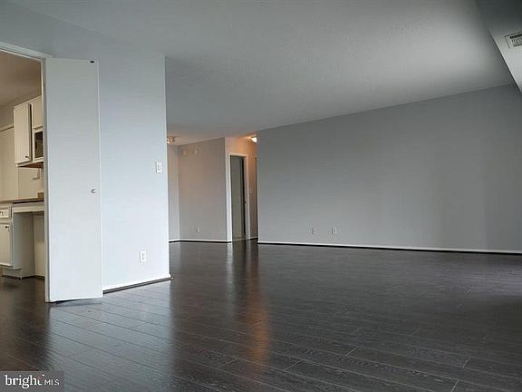 3rd image of 8350 Greensboro Dr APT 518