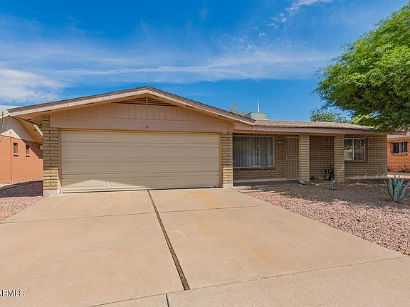 4th image of 4346 E CARMEL Circle