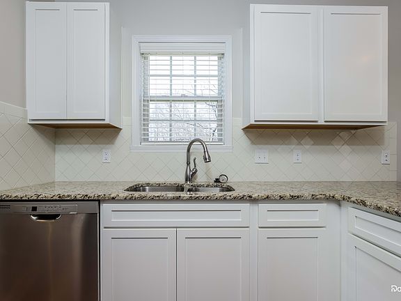 5th image of 4845 Stovall Dr