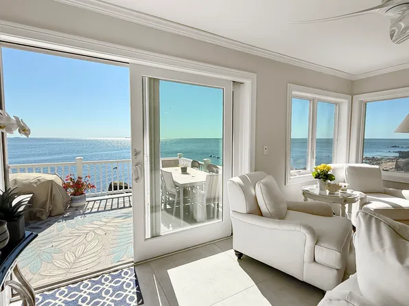 41 Hillside Ave #41, Milford, CT 06460