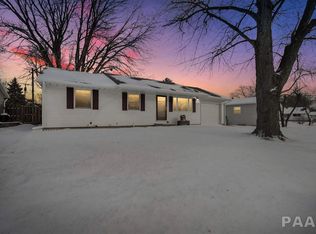 209 Belaire Ct, Washington, IL 61571
