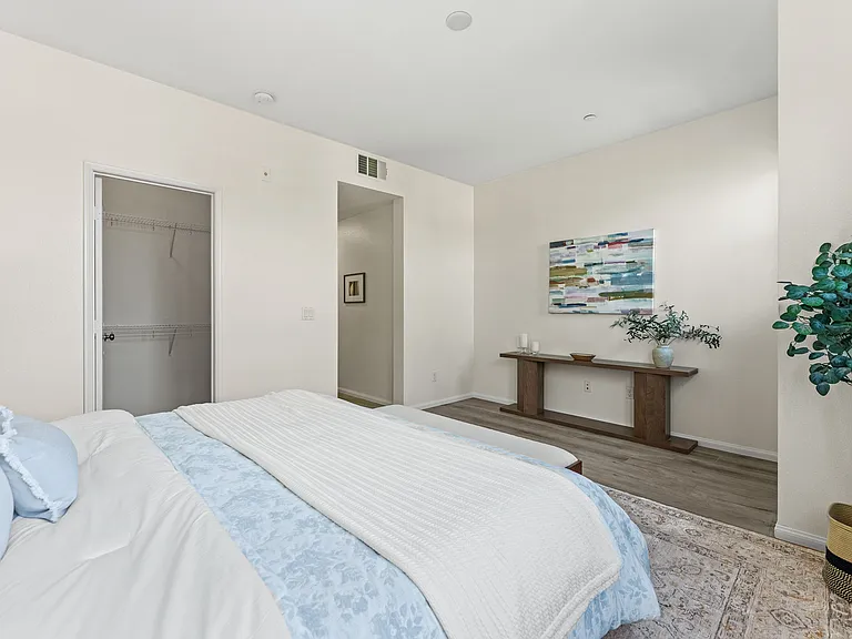 503 S Brea Blvd #18 — Photo 25