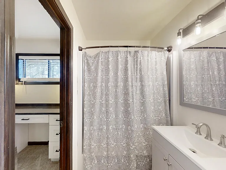 Flat Shoals Rd — Photo 3