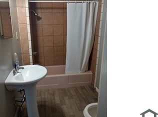 13802 Earlwood Rd #D, Cleveland, OH 44110