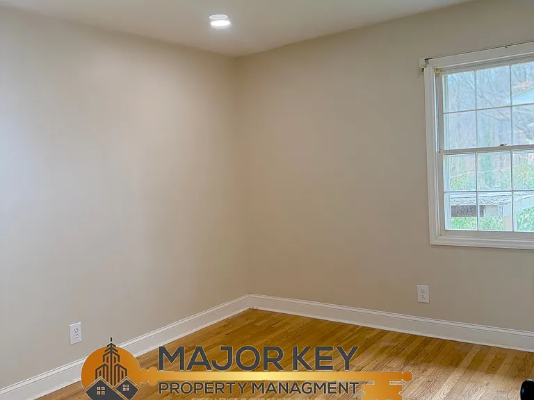 4178 Suzanne Ln — Photo 11