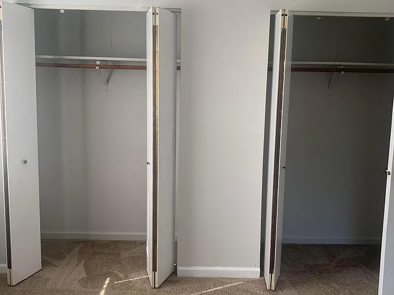 East End Apartments/Madison Apartments — Photo 18