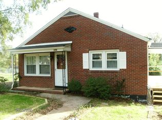 226 Merriman St, Eden, NC 27288