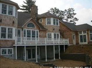 238 Shady Valley Rd, Coventry, RI 02816