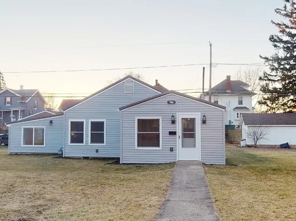 706 S Myrtle Ave, Willard, OH 44890