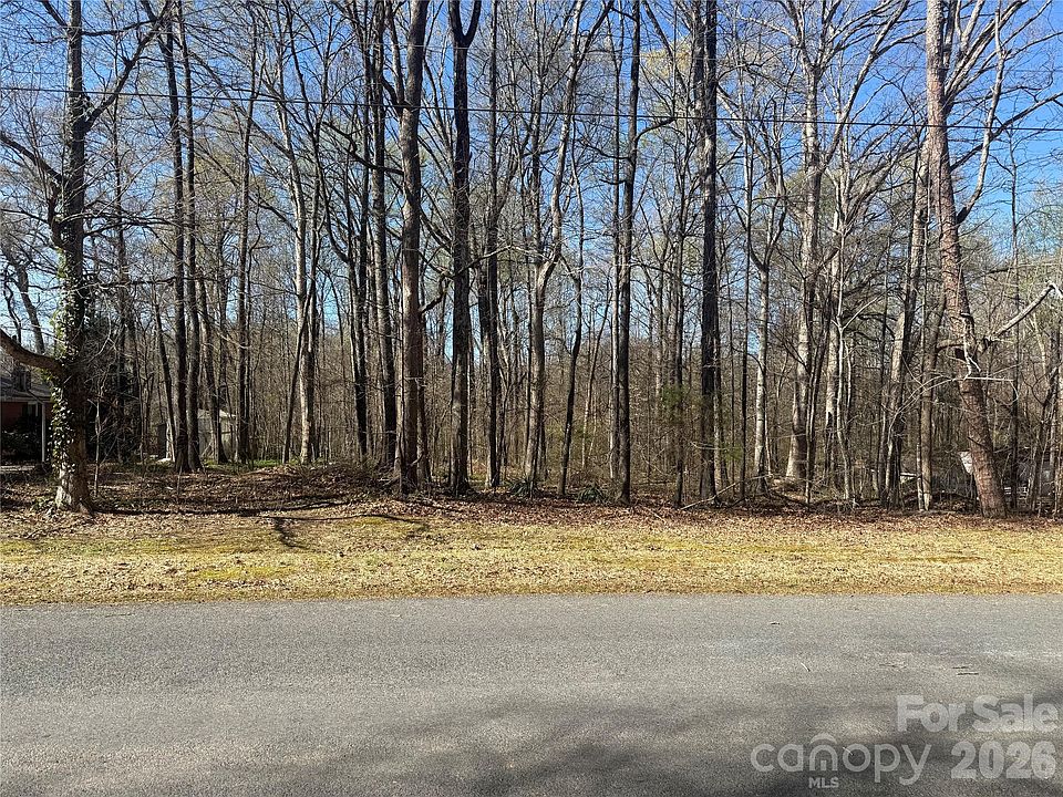 1st image of 0 Brookfield Cir