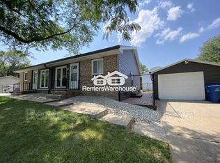 2400 SE 17th St, Des Moines, IA 50320