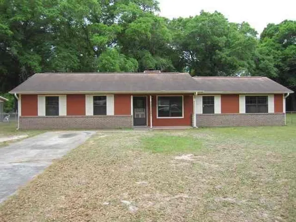 818 Old Newton Rd, Daleville, AL 36322