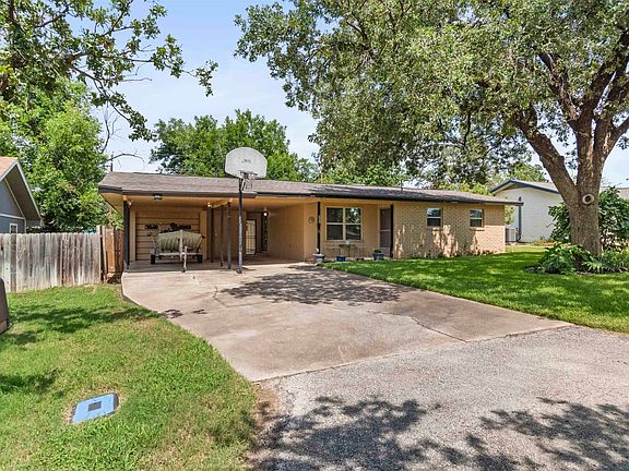 3rd image of 448 Elm Drive