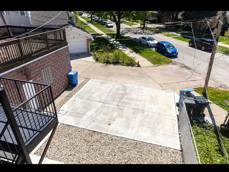 5754 N Elston Ave #2 — Photo 13