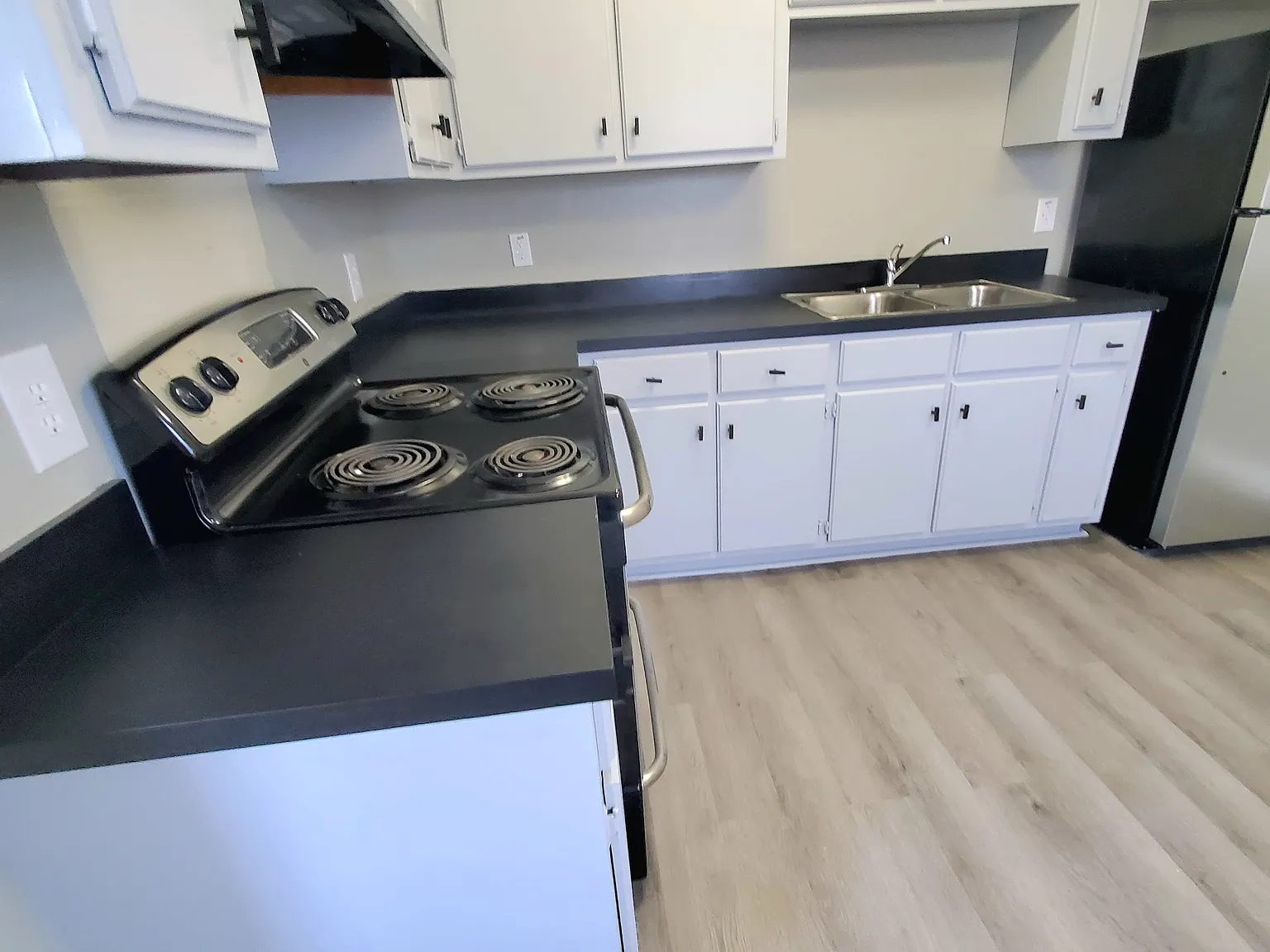 2 bed, $800 — Photo 3