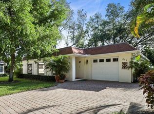 217 Yorkshire Ct, Naples, FL 34112