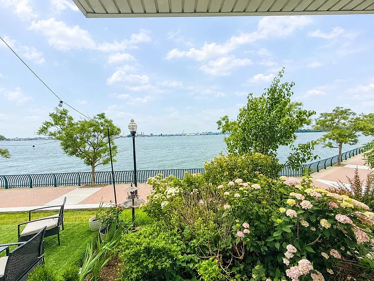 21 Lee Ct — Photo 12