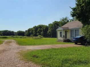 104-106 N Bois D Arc, Bailey, TX 75413