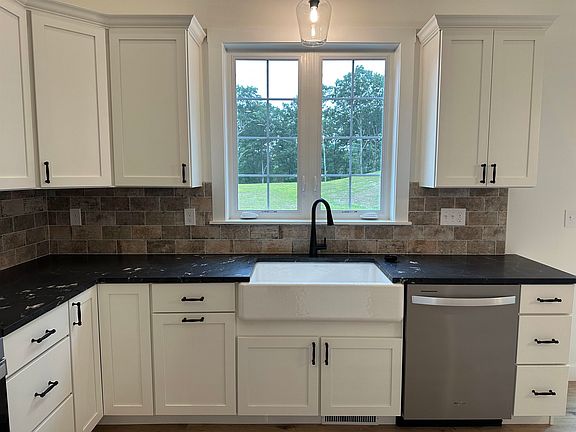 2nd image of 16 Clover Lane Lot 72