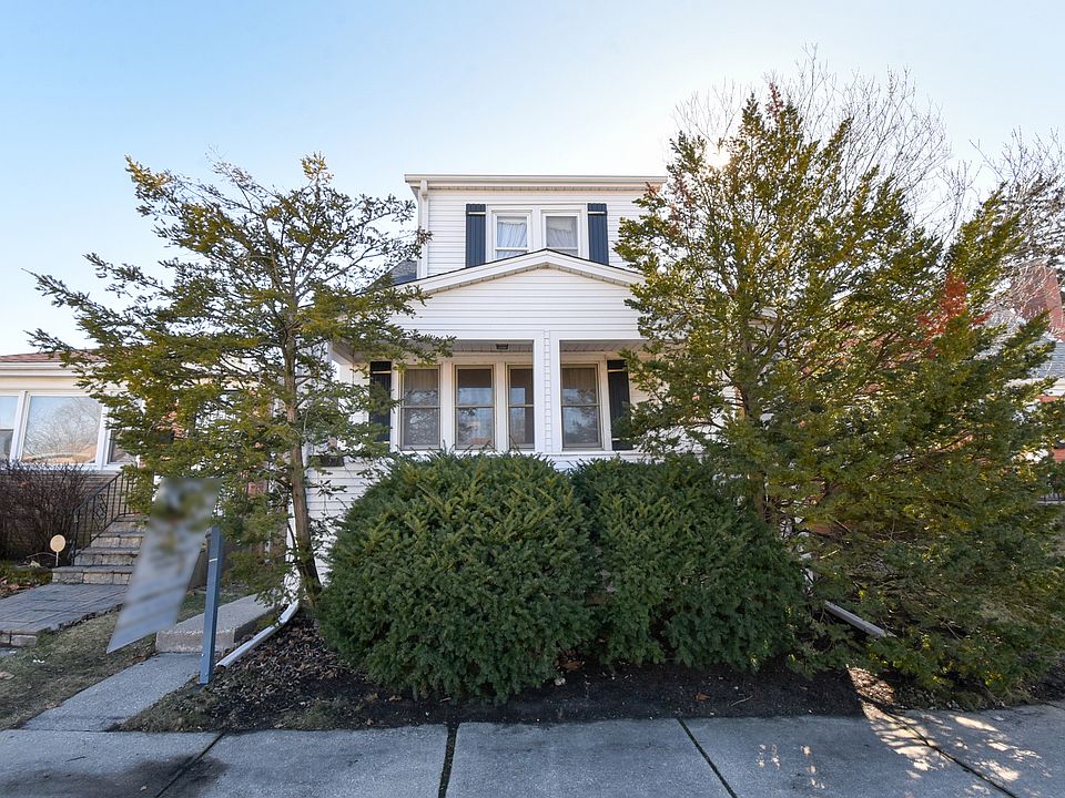1st image of 6931 W Summerdale Ave