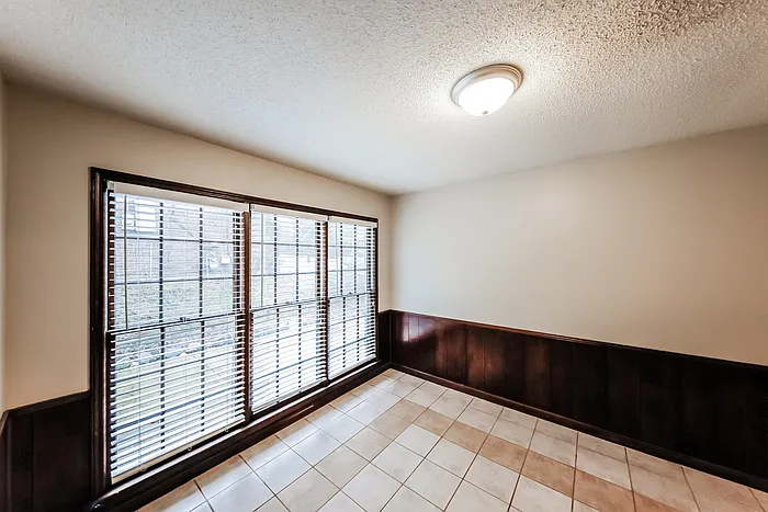 3722 Woodhill Rd — Photo 5