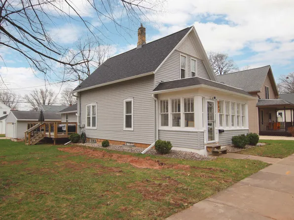 303 Park St, Kaukauna, WI 54130