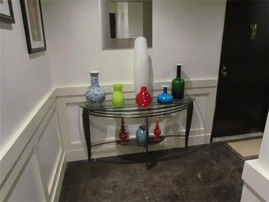 Rented by Mirador Real Estate | media 21