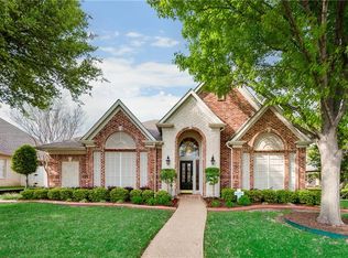 921 N Hunters Gln, Rockwall, TX 75032