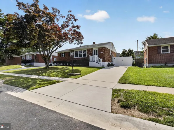 18 Doncaster Rd, New Castle, DE 19720