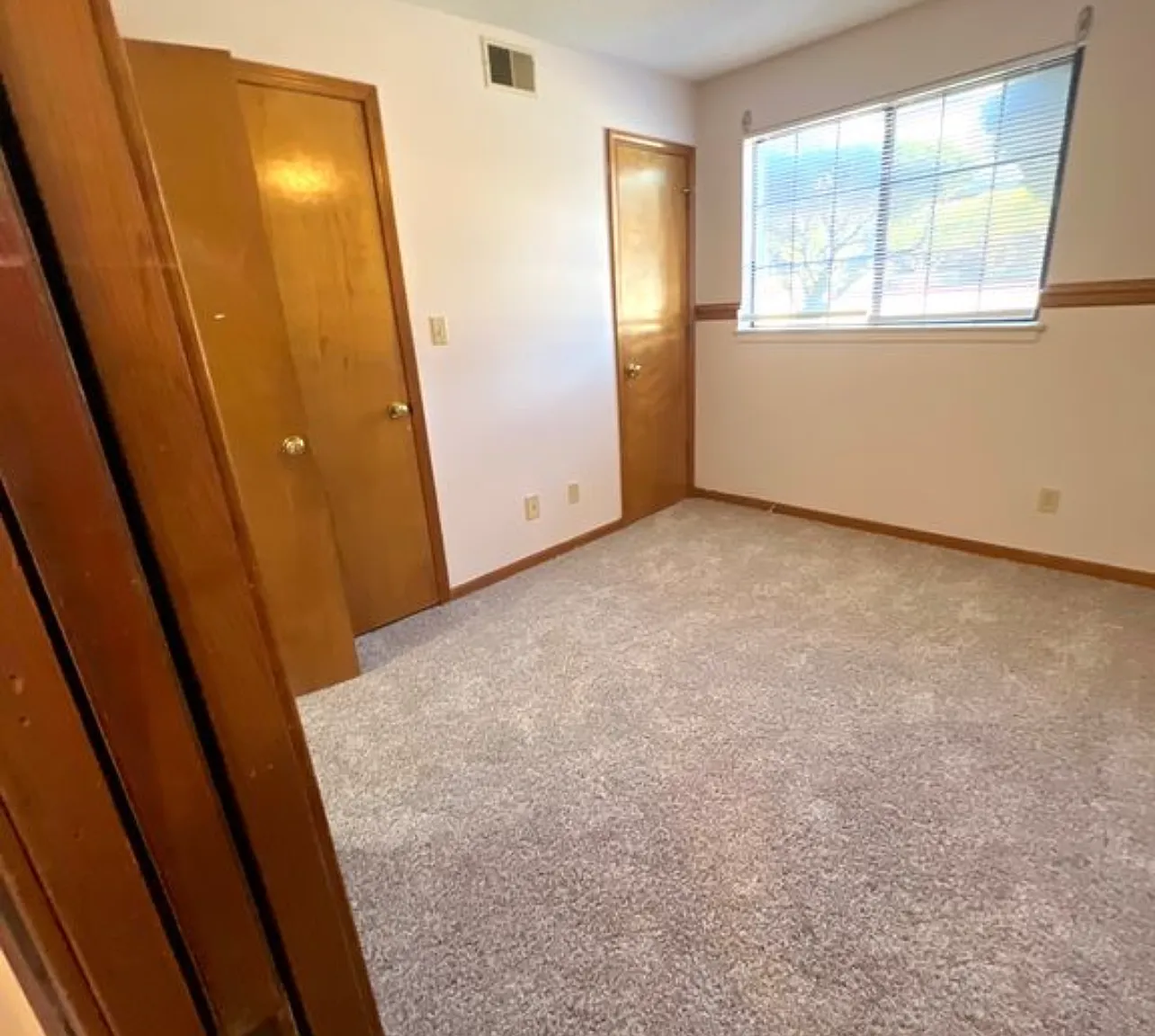 2 bed, 985 sqft, $1,199 — Photo 4