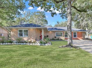 1711 N Thompson St, Conroe, TX 77301