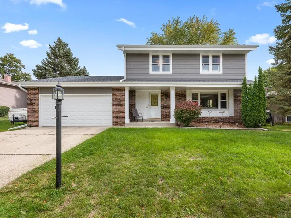 2901 Buckingham COURT, Waukesha, WI 53188