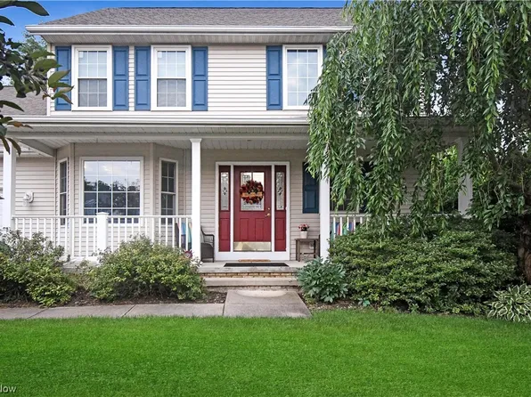 1953 Fishermans Trl, Madison, OH 44057