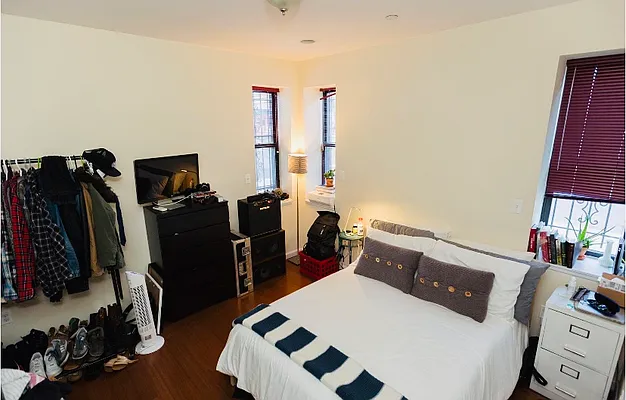 Rented by Pleasant Properties Real Estate LLC | media 6