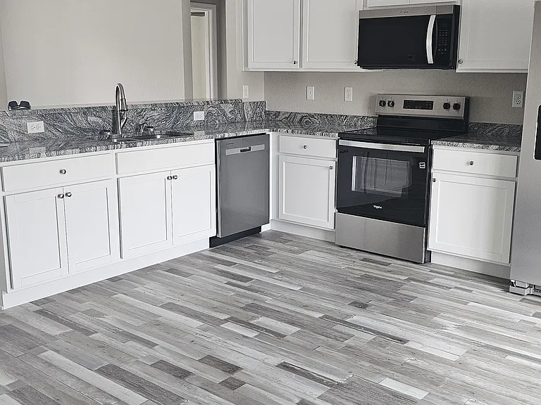 12922 SW 73rd Avenue Rd — Photo 5