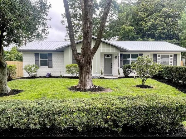 2616 Bartow St, Brunswick, GA 31520