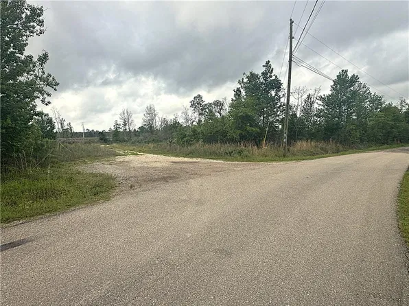 Lost Oak Ln, Livingston, LA 70754