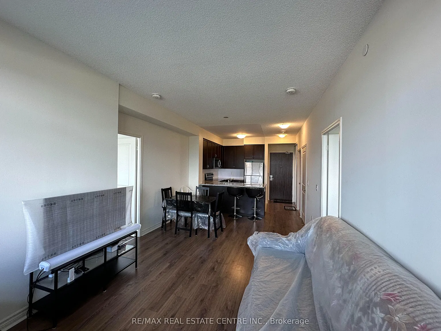 2 bed, $2,700 — Photo 4