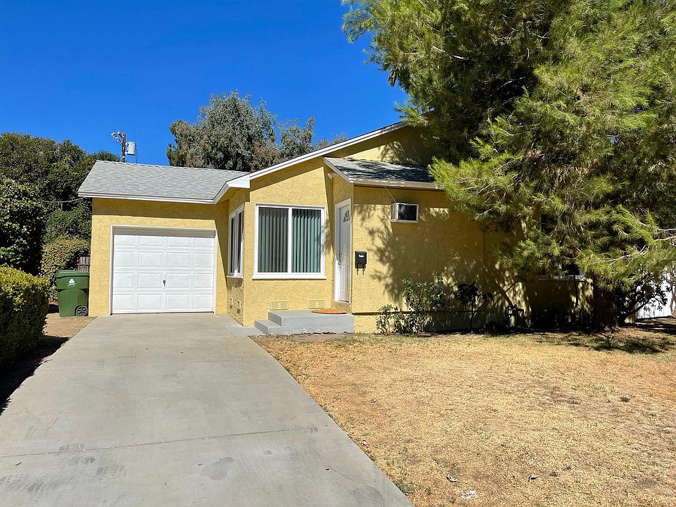 1st image of 7517 Whitaker Ave