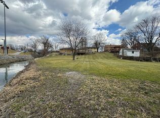 312 Glenwood Rd, Rossford, OH 43460