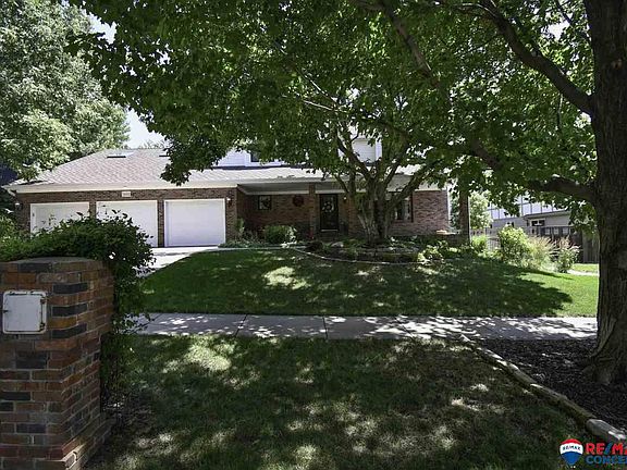 3rd image of 6411 Monticello Dr