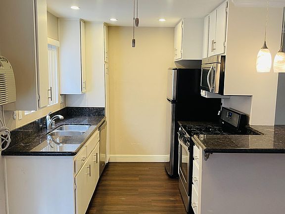 4th image of 4160 41st St APT 3