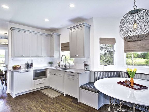 Dining Alcove overlooks Crestview Country Club's Hole 15