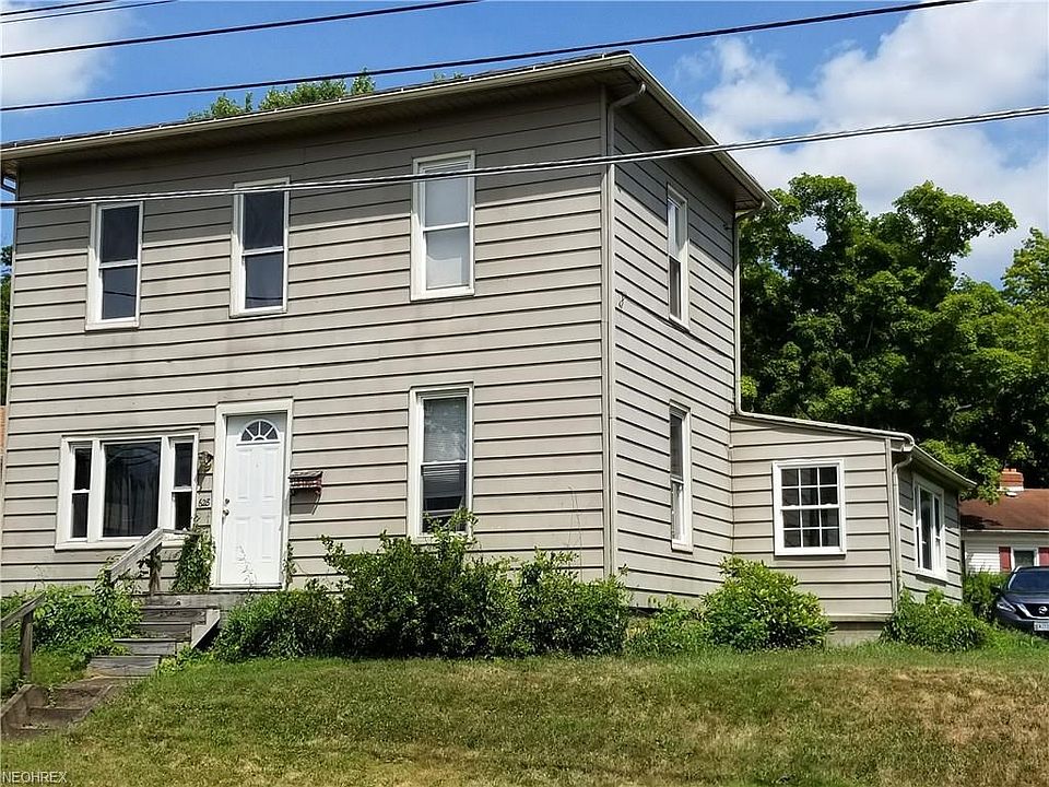 1st image of 628 N Beaver St