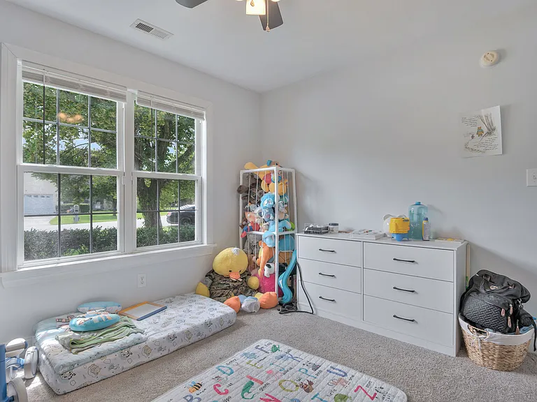 202 Weeping Hollow Ct — Photo 30