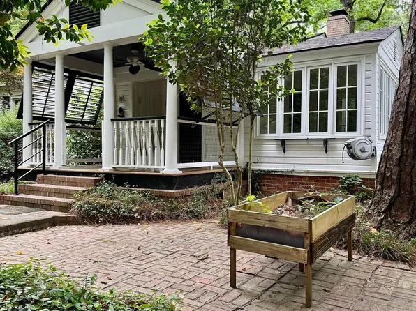 122 Gadsden St, Summerville, SC 29483